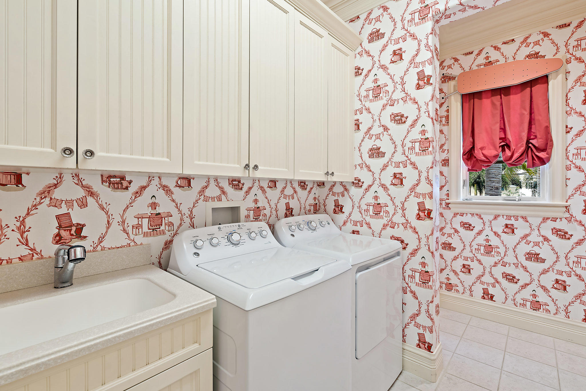 SEMINOLE BEACH - Residential