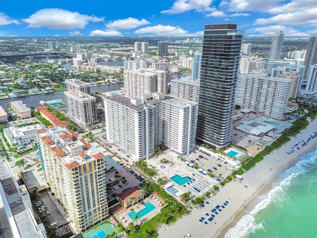 Parker Plaza - Residential