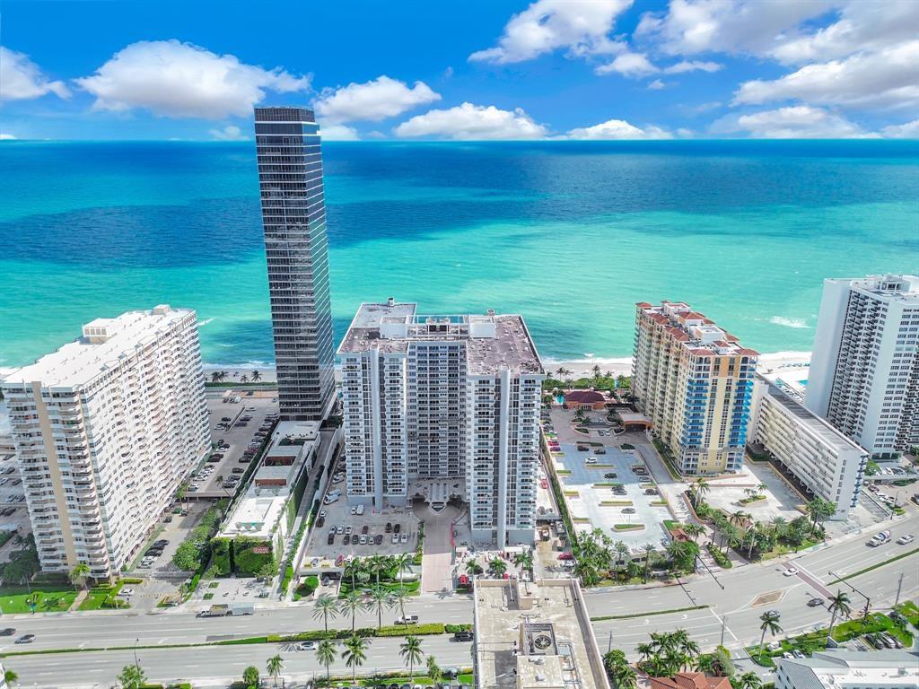 Parker Plaza - Residential