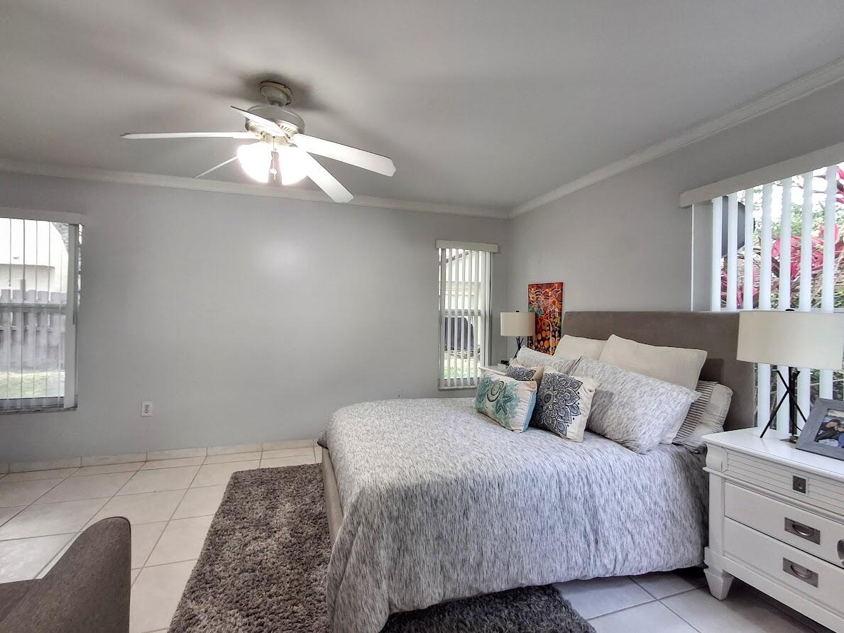 PEMBROKE POINTE - Residential