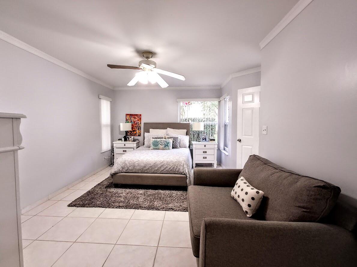 PEMBROKE POINTE - Residential