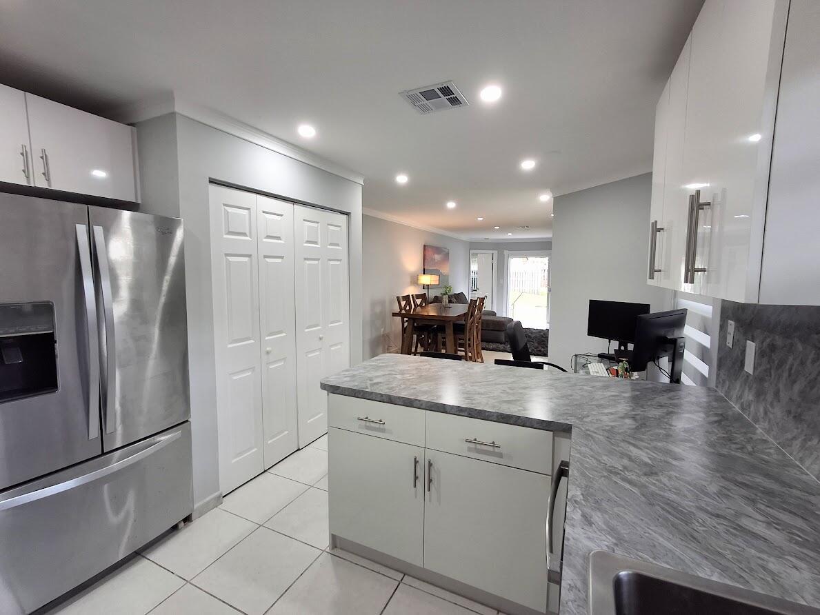 408 NW 108th Terrace NW 408