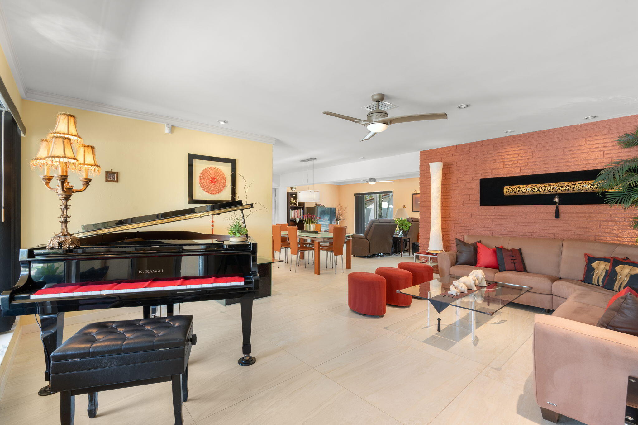 JENADA ISLE - Residential