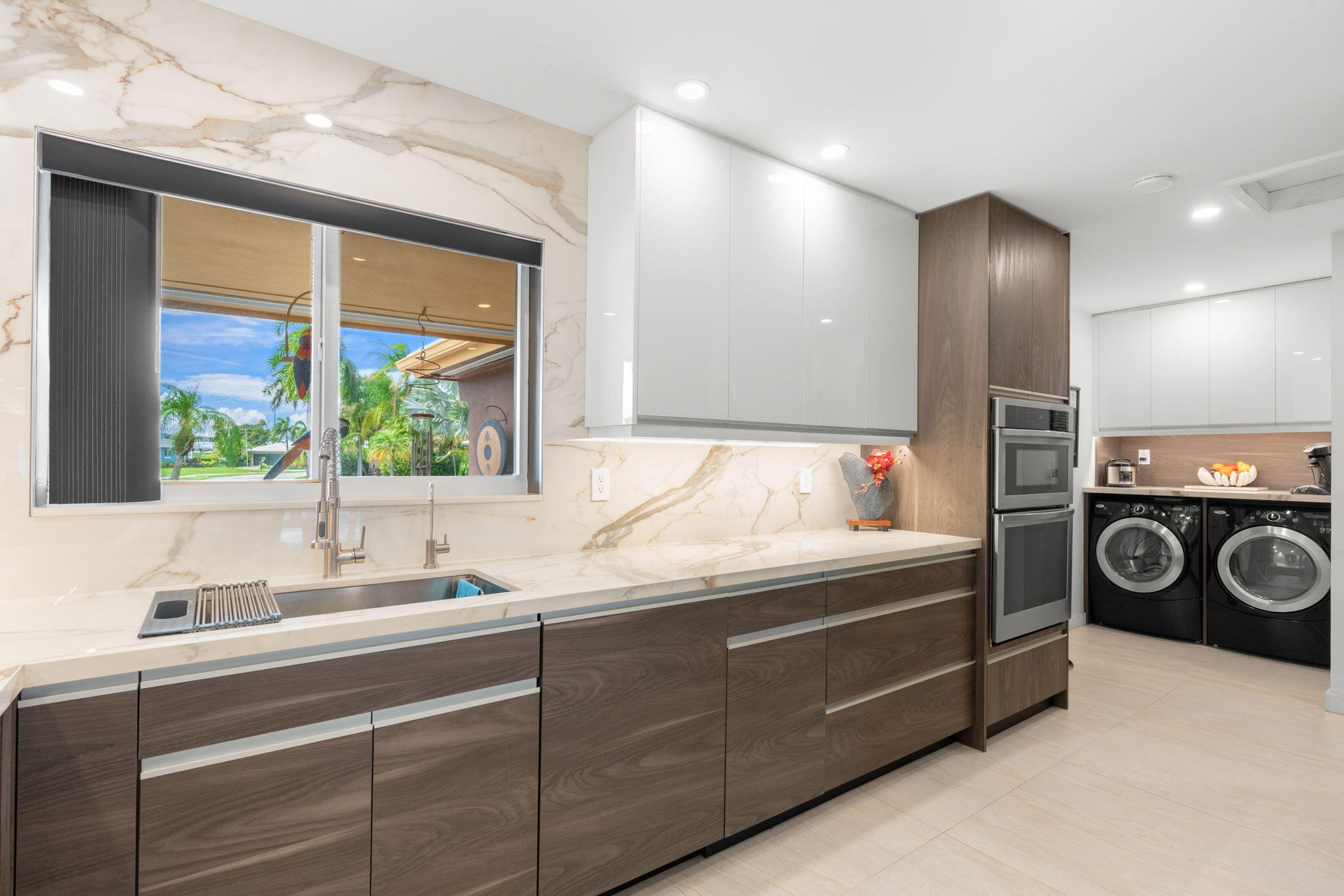 JENADA ISLE - Residential