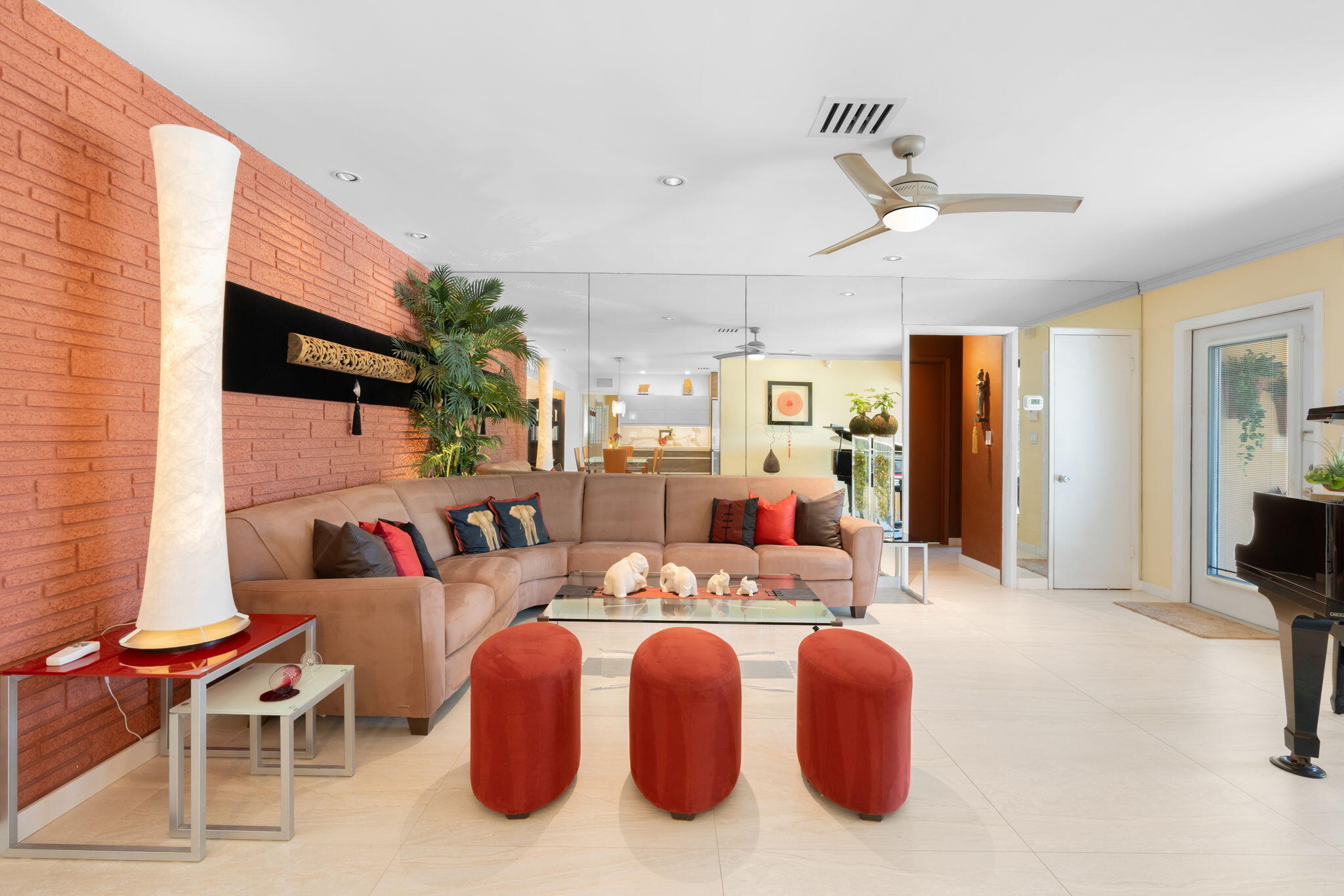 JENADA ISLE - Residential