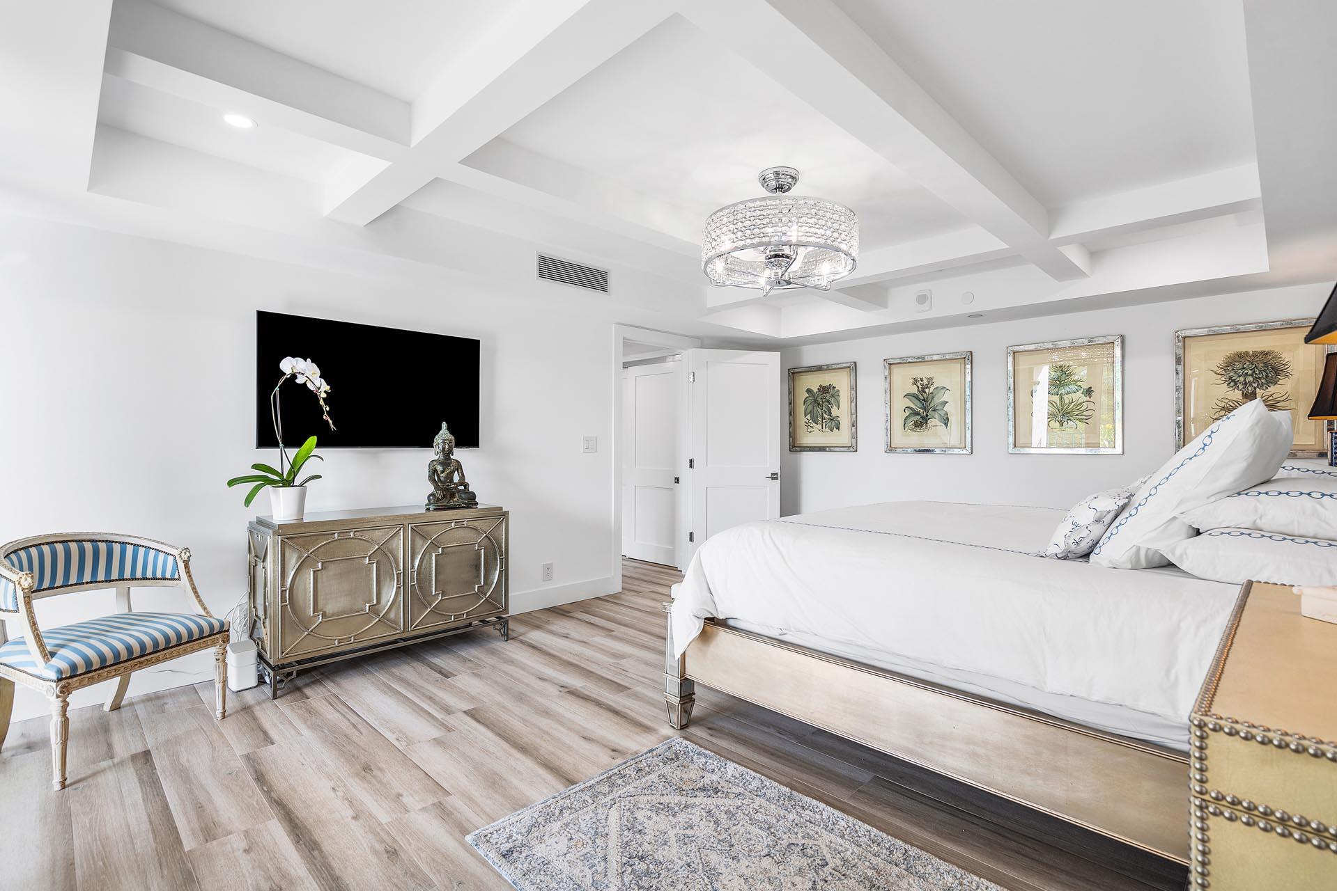 MIZNER COURT CONDO - Residential