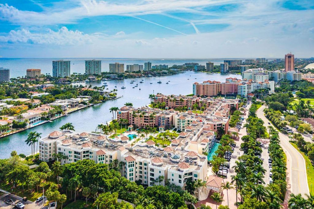 Photo of 100 SE 5th Avenue #416, Boca Raton, FL 33432 (MLS # R11138533)