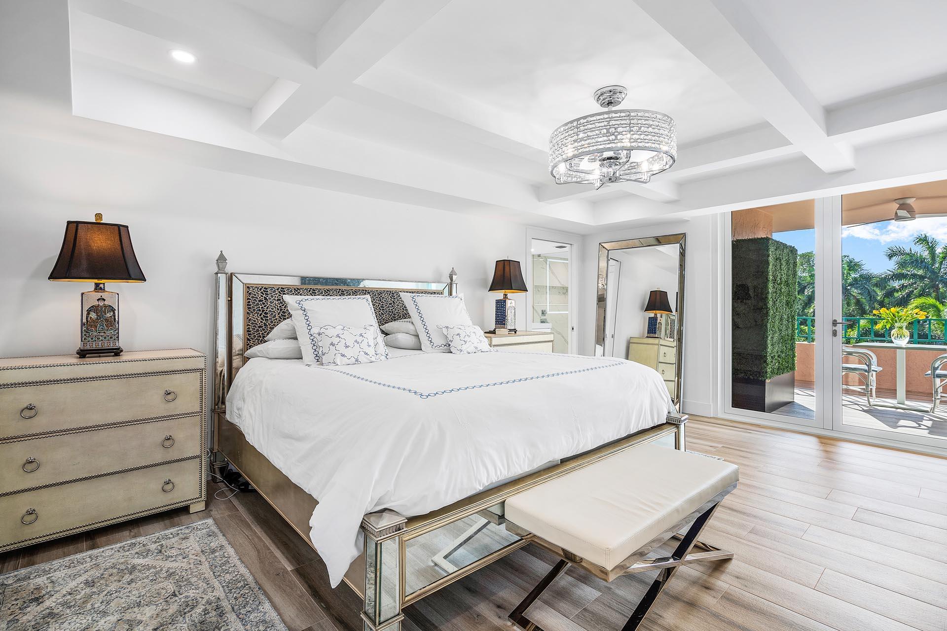 MIZNER COURT CONDO - Residential