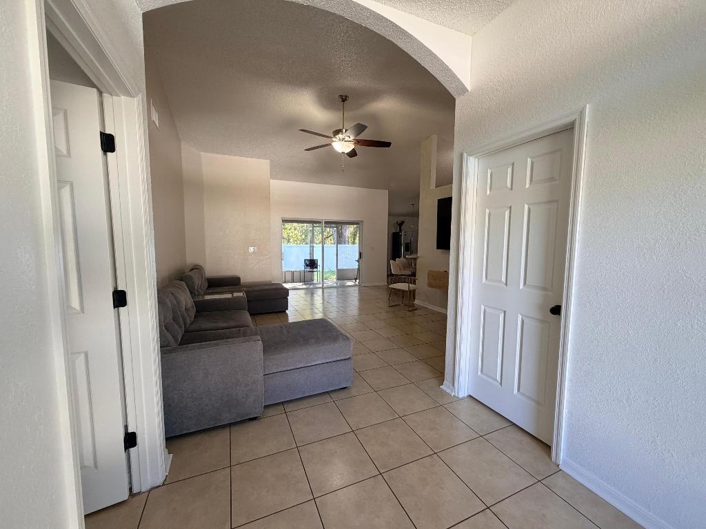 DEVONSHIRE MANOR - Residential