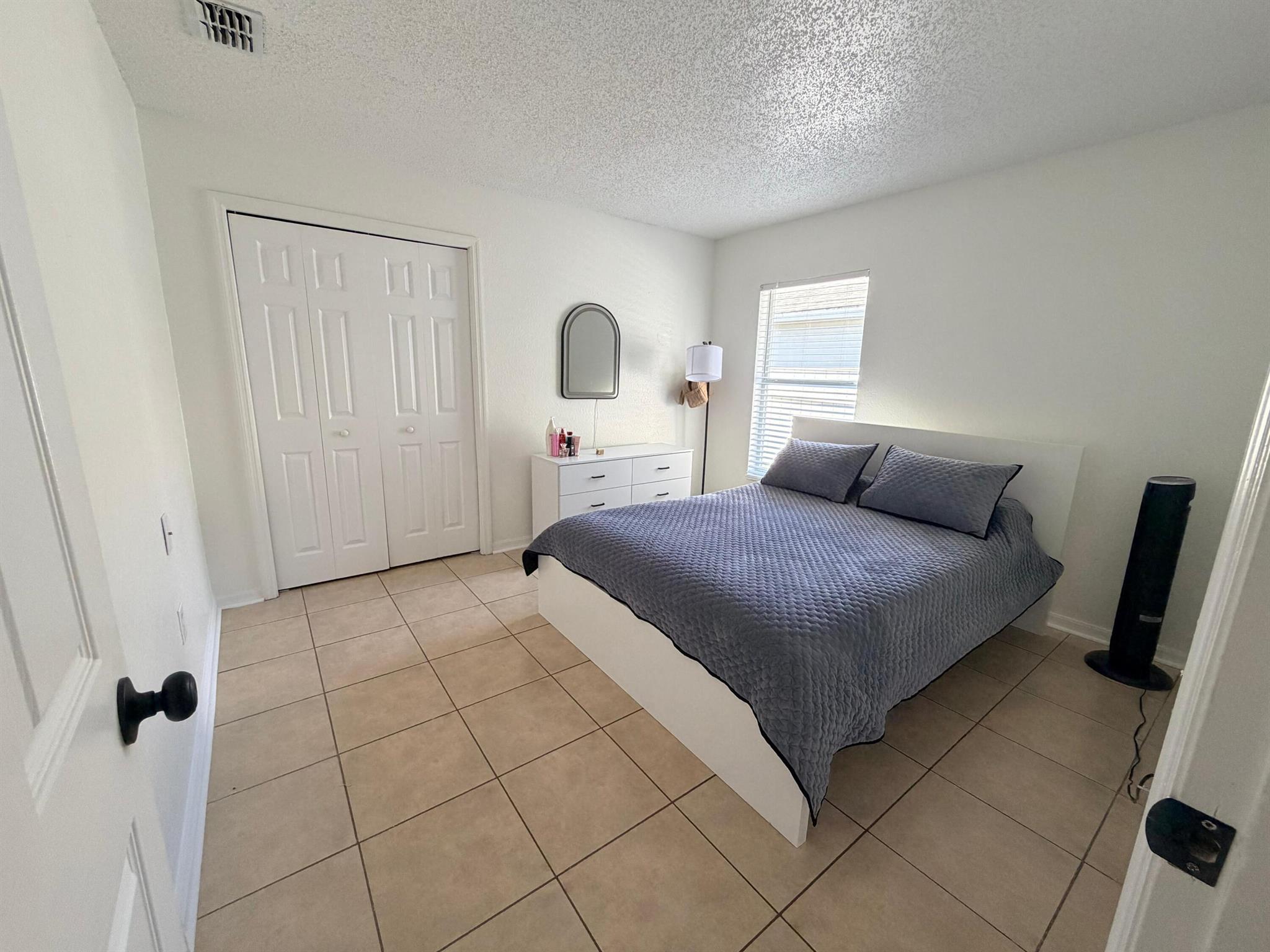 DEVONSHIRE MANOR - Residential