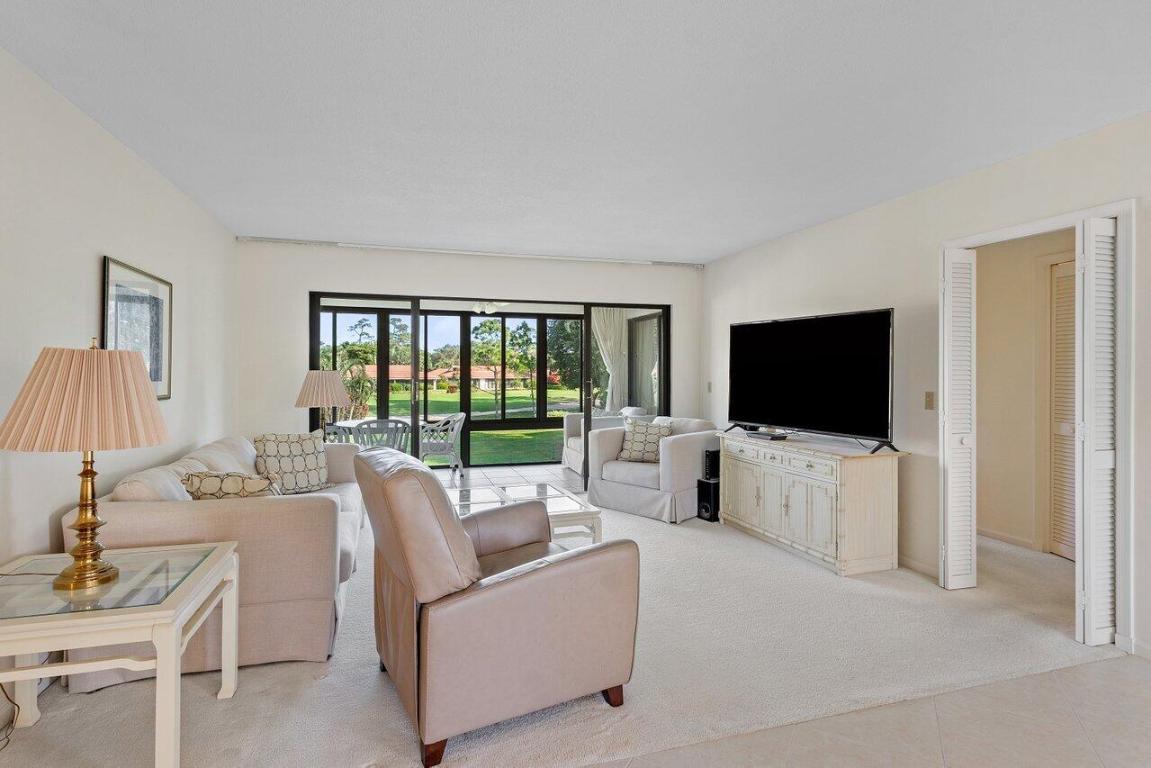 4665 Kittiwake Court Kingfisher N