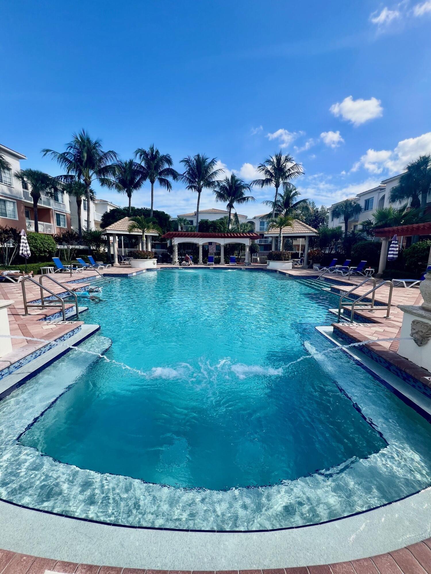 FIORE AT THE GARDENS CONDO - Residential