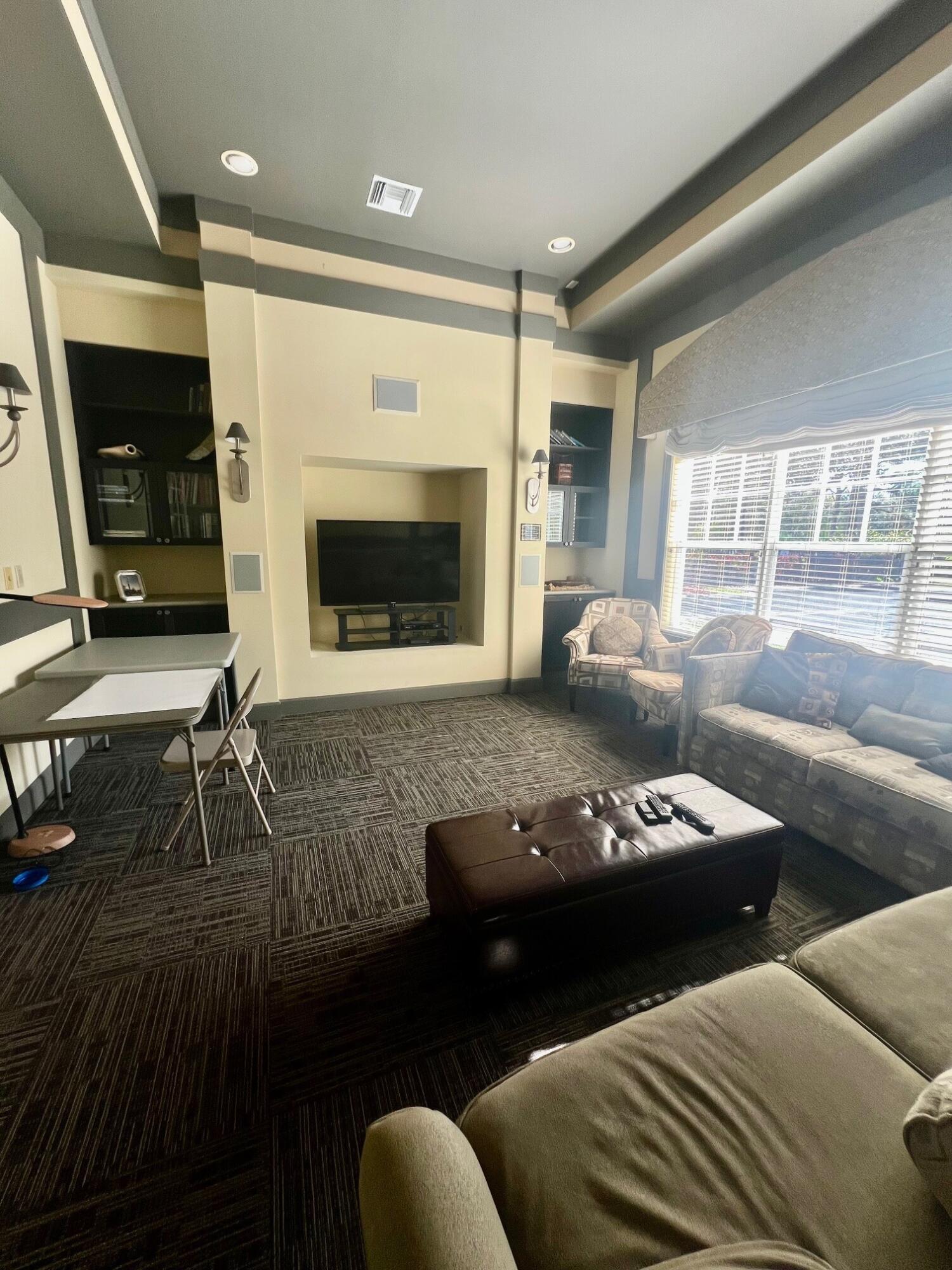 FIORE AT THE GARDENS CONDO - Residential