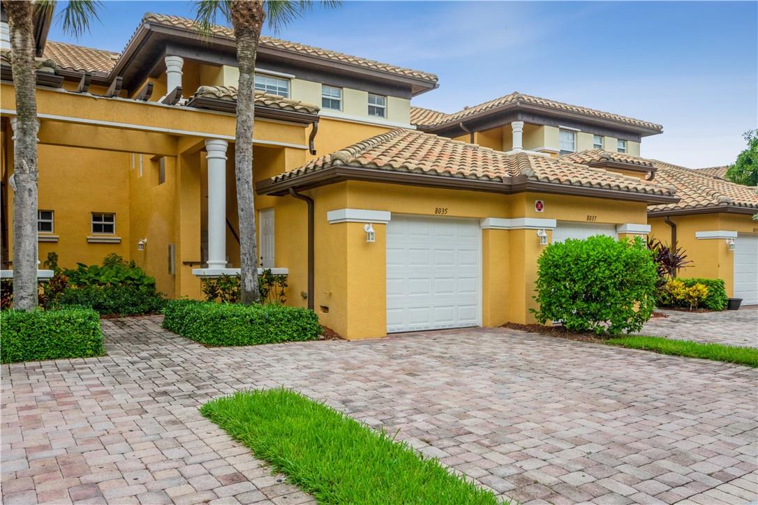 WOW! PRISTINE CONDITION! PREFERRED 2ND FLOOR UNIT WITH FOYER AND HIGH CEILINGS... BEAUTIFULLY UPDATED THIS HERON BAY BEAUTY OFFERS STUNNING LAKE/SUNSET VIEWS. ENJOY THE FLORIDA LIFESTYLE IN THIS 3BED/2BATH+GARAGE COACH HOME WITH TRIPLE SPLIT BEDROOM PLAN, UPGRADED KITCHEN WITH GRANITE COUNTERS, BEAUTIFUL BACKSPLASH, STAINLESS APPLIANCES AND LARGE PANTRY. EN SUITE OFFERS DOUBLE CLOSETS WITH ORGANIZERS, DOUBLE SINKS/SHOWER AND SLIDERS TO PATIO. NEUTRAL TILE THRU OUT LIVING AREAS AND LAMINATE IN BEDROOMS. ENJOY BREEZY EVENINGS ON YOUR SPACIOUS SCREENED PATIO. WALK TO SATELLITE POOL OR ENJOY RESORT AMENITIES AT STATE OF THE ART PLAZA DEL LAGO CLUBHOUSE! A RATED SCHOOLS! SMALL PET FRIENDLY!