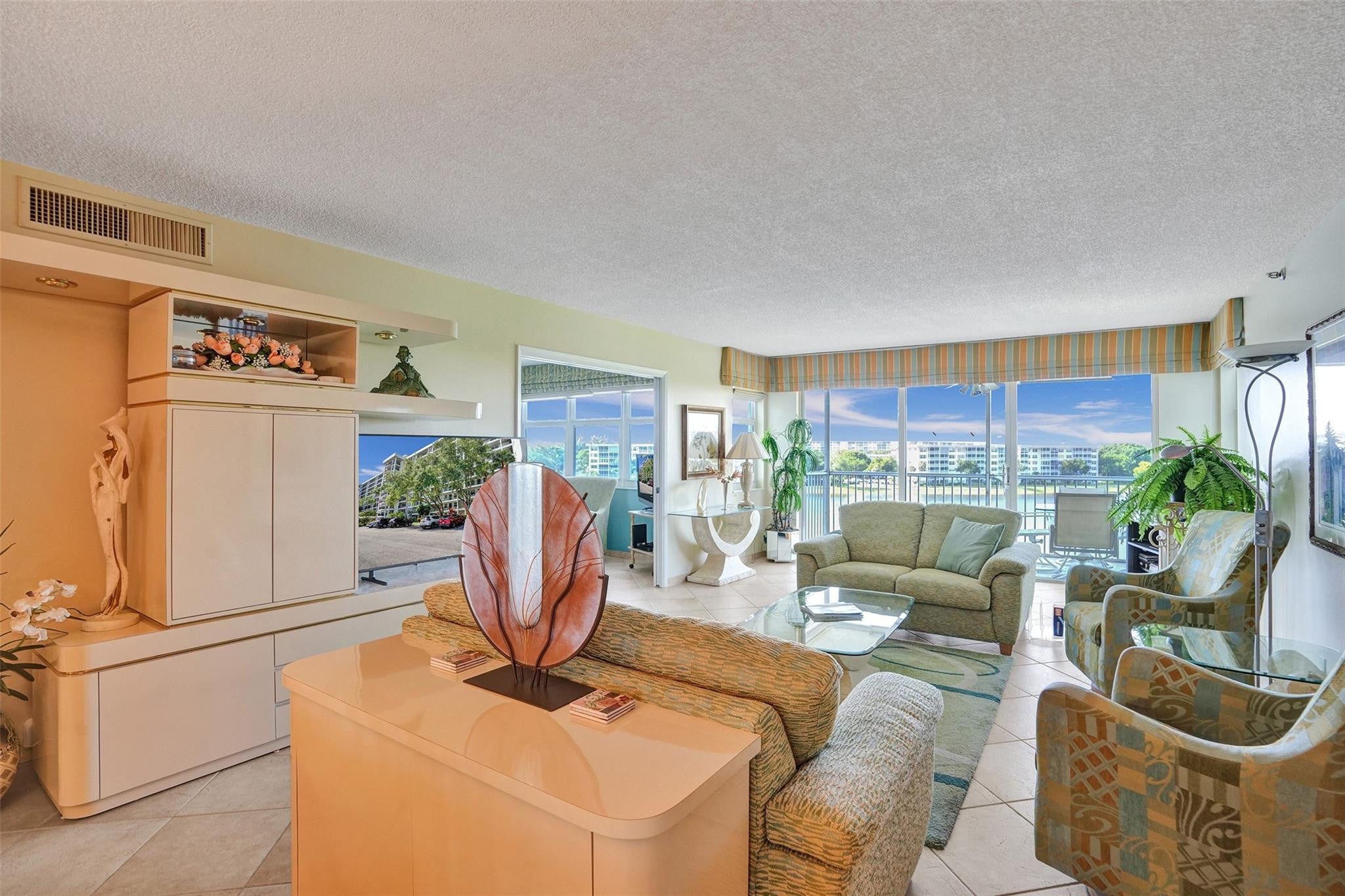 2900 N Course Drive 602