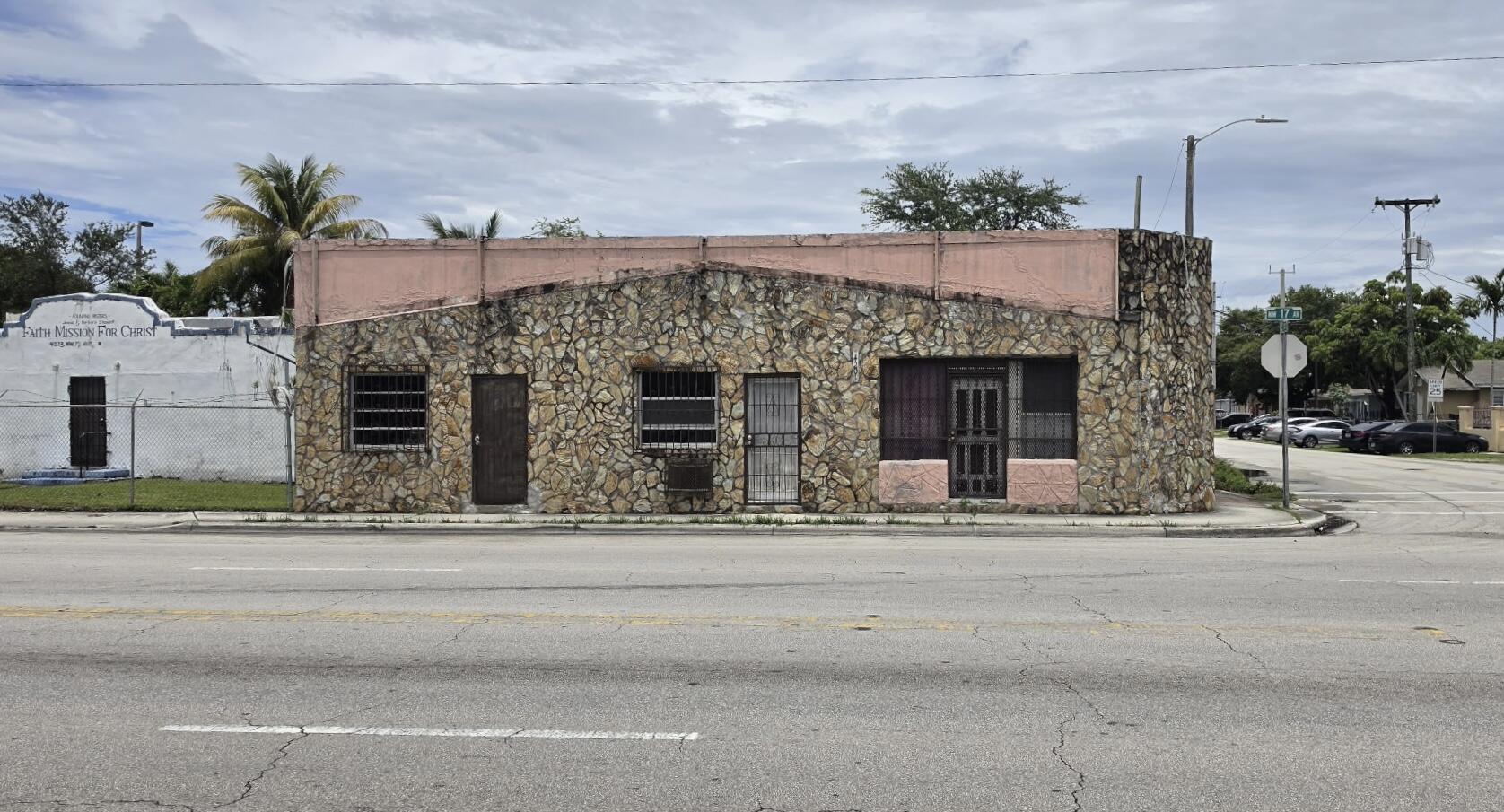 4201 NW 17th Avenue
