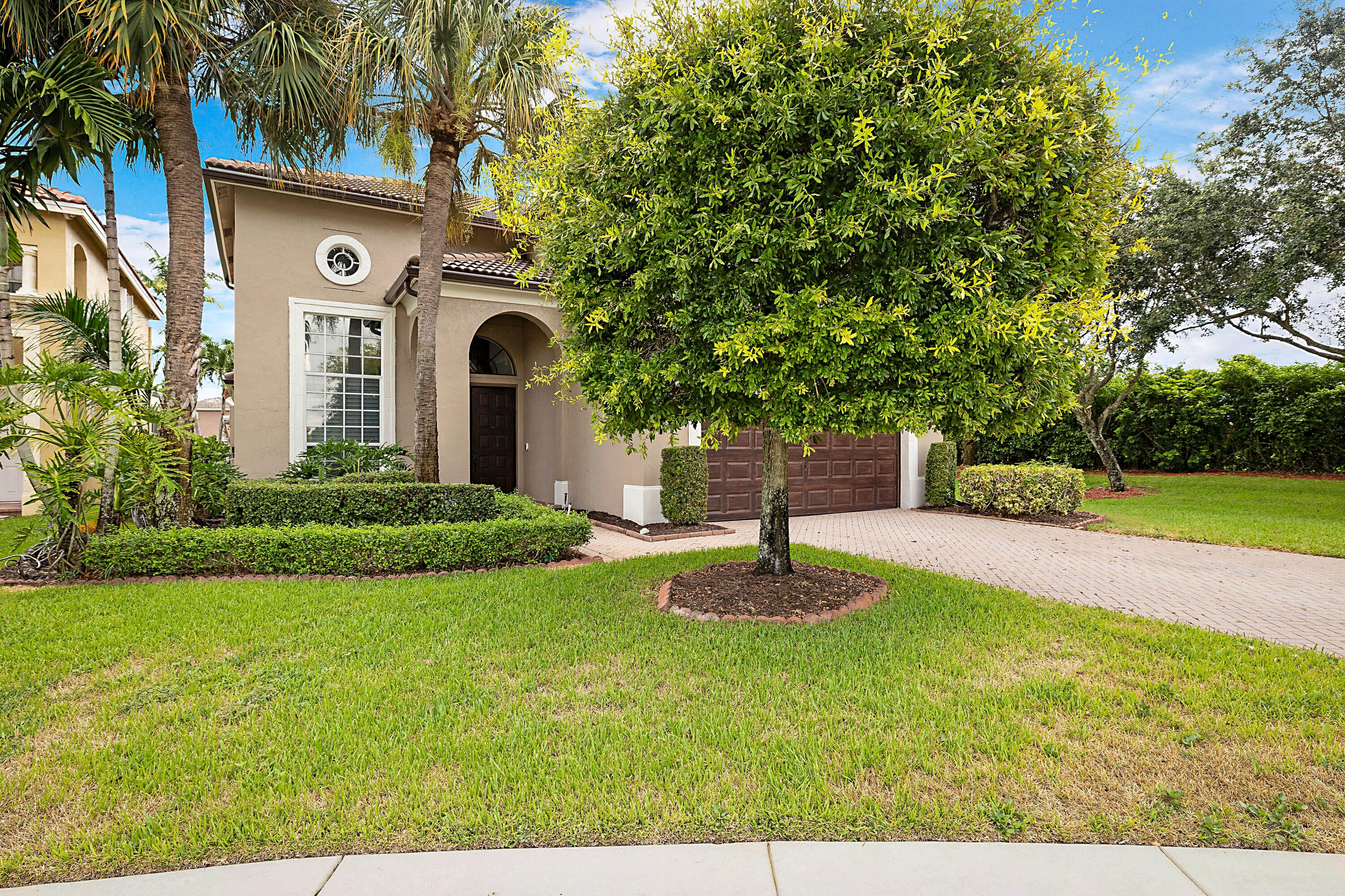 Properties 11065 STONE CREEK Street
