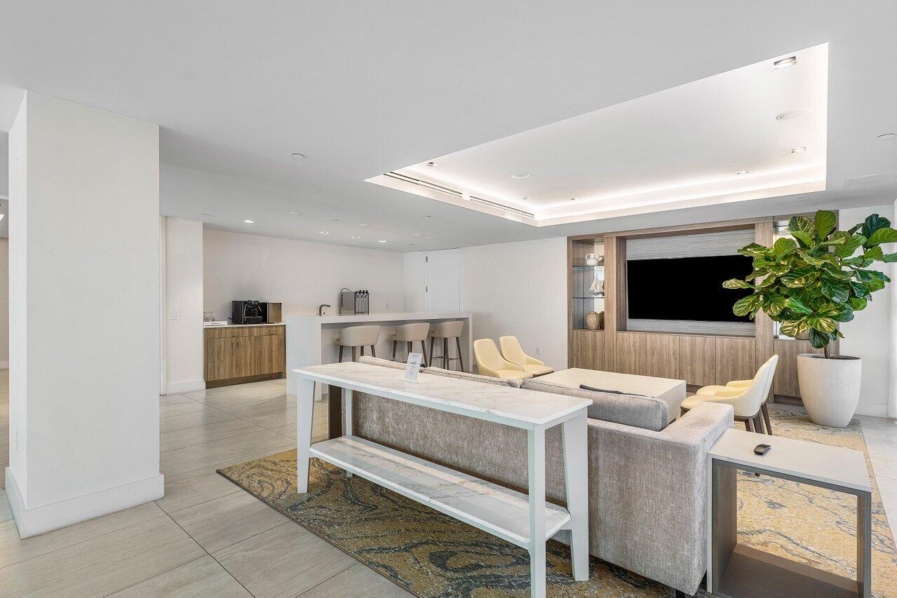 AMRIT OCEAN RESORT & RESIDENCES - Residential