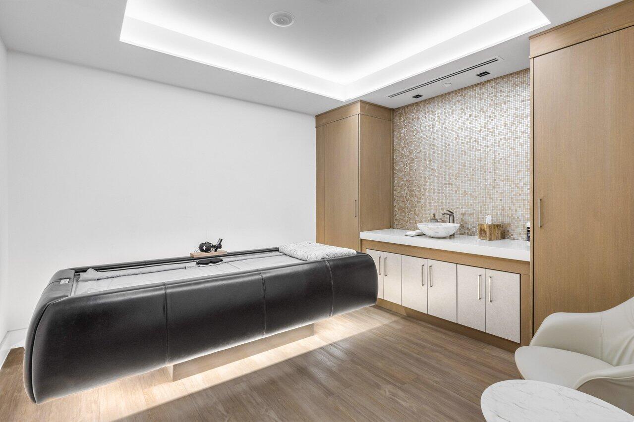 AMRIT OCEAN RESORT & RESIDENCES - Residential