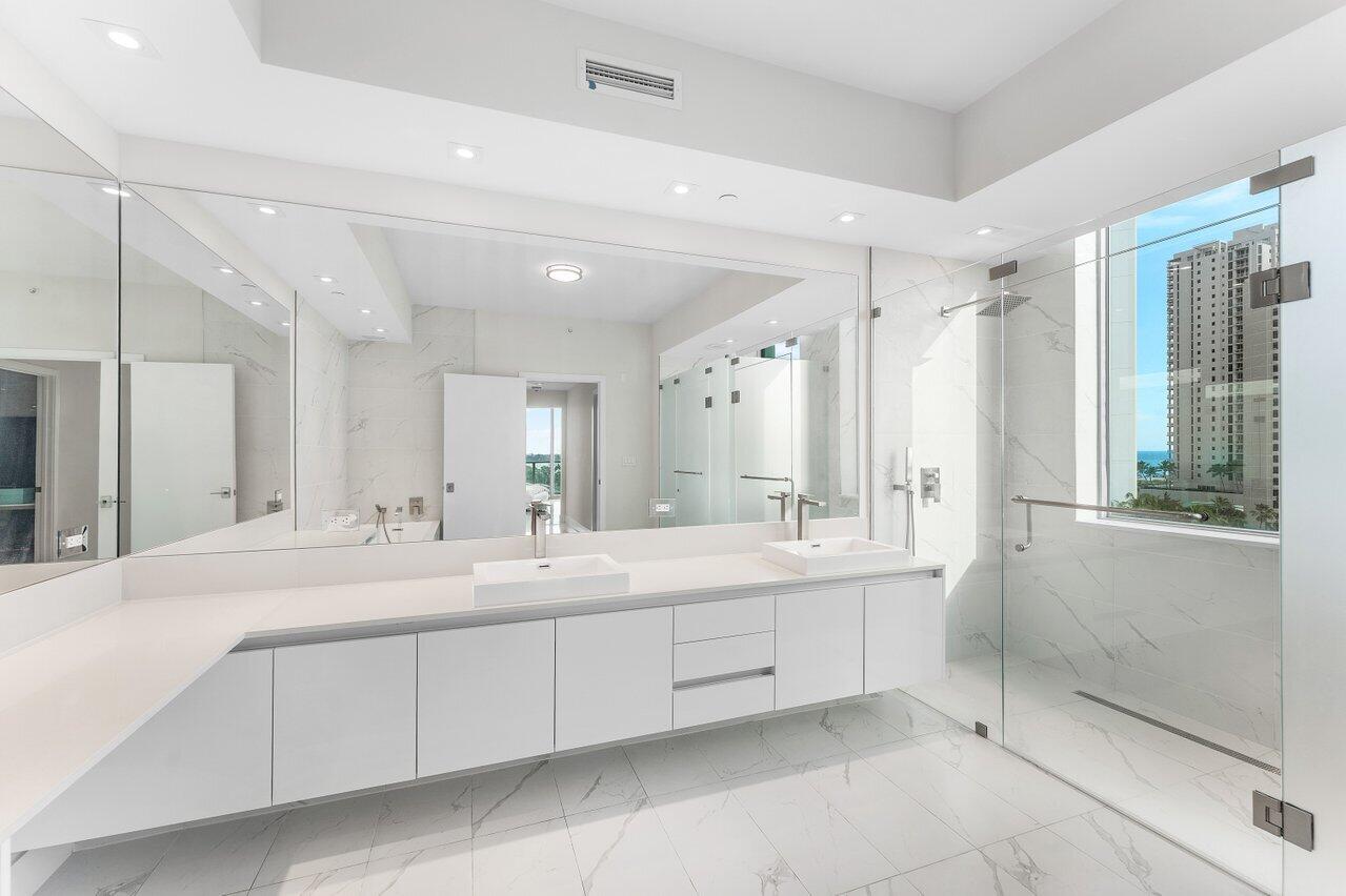 AMRIT OCEAN RESORT & RESIDENCES - Residential