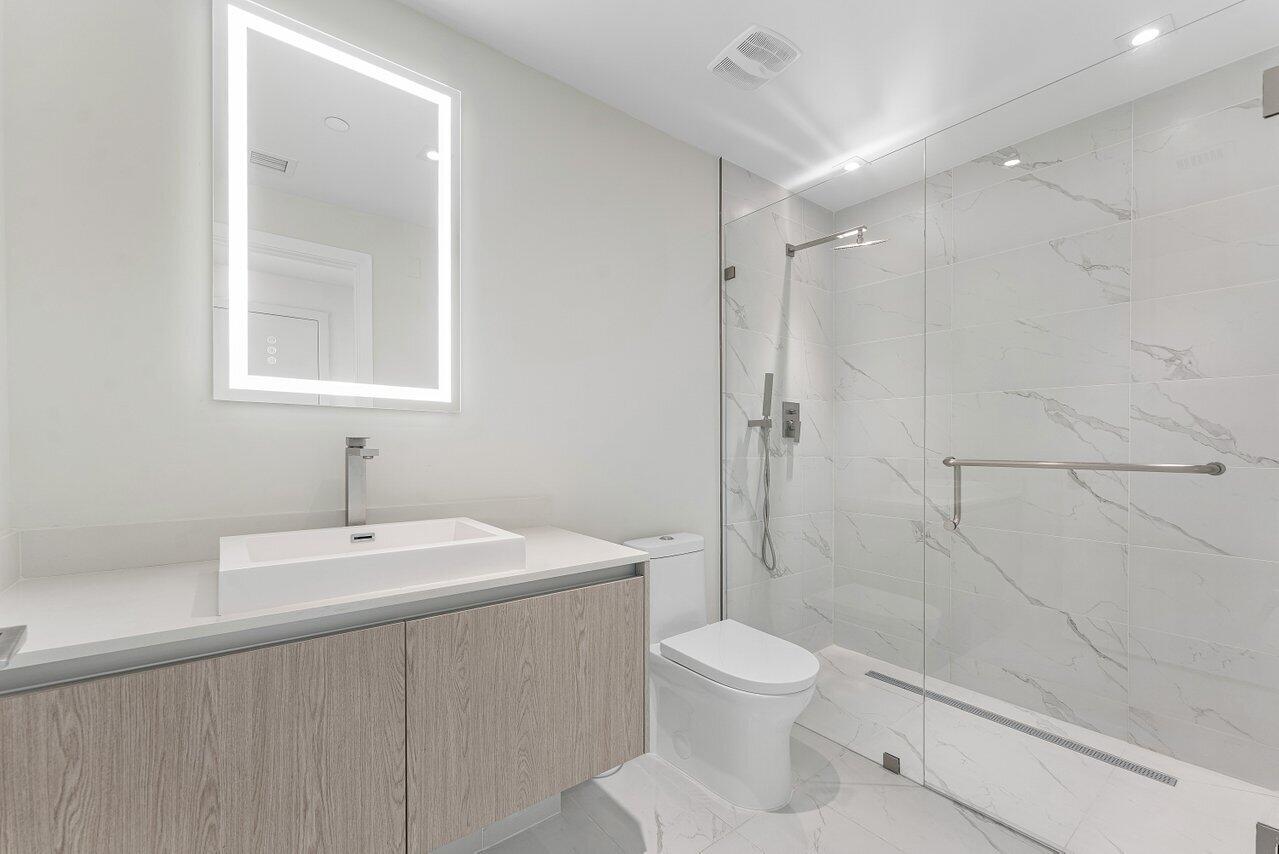 AMRIT OCEAN RESORT & RESIDENCES - Residential