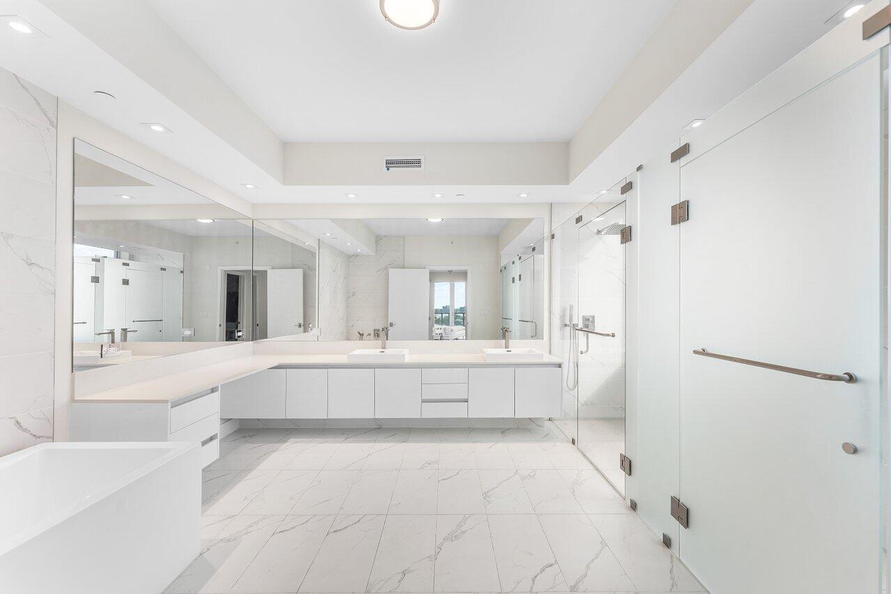 AMRIT OCEAN RESORT & RESIDENCES - Residential