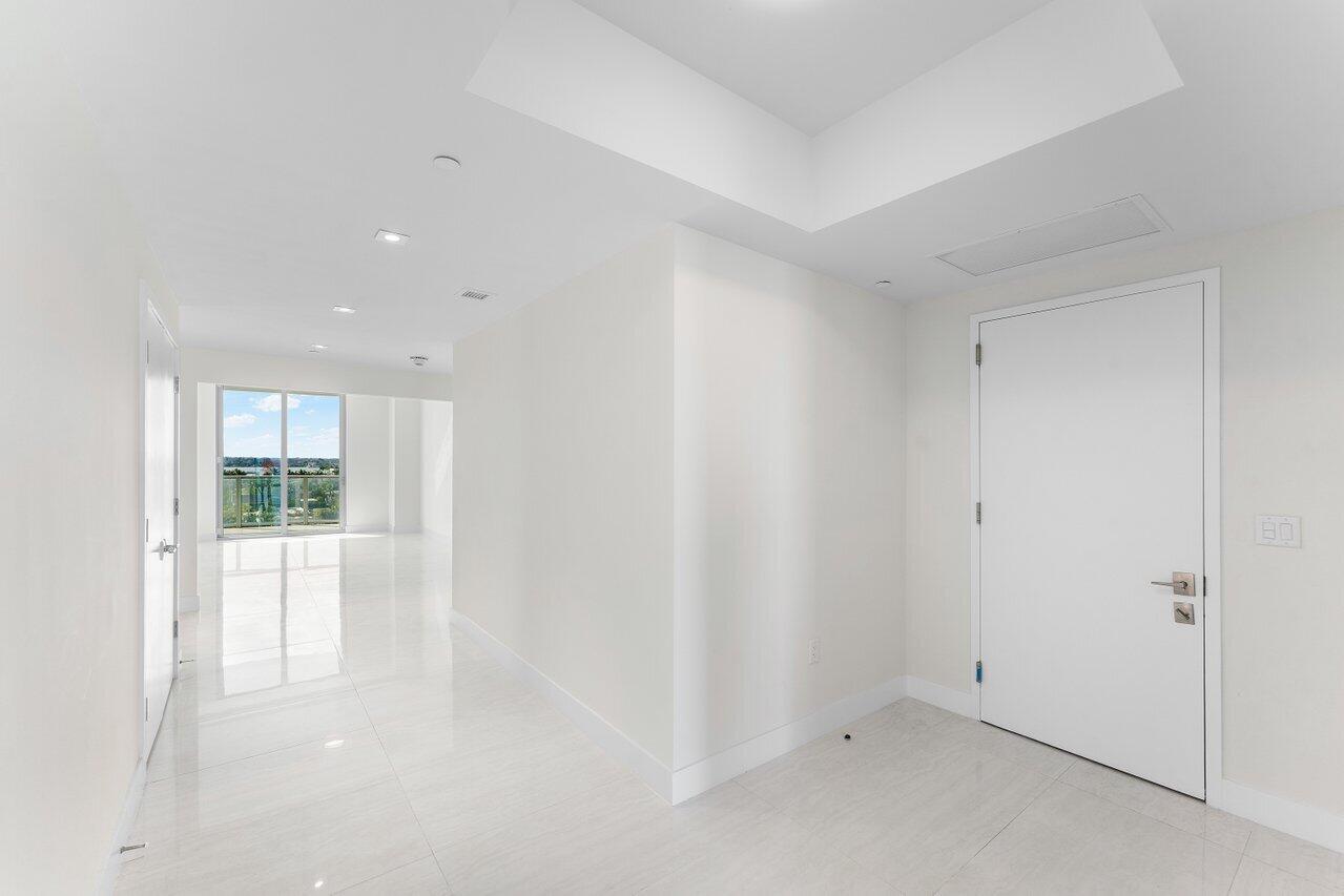 AMRIT OCEAN RESORT & RESIDENCES - Residential