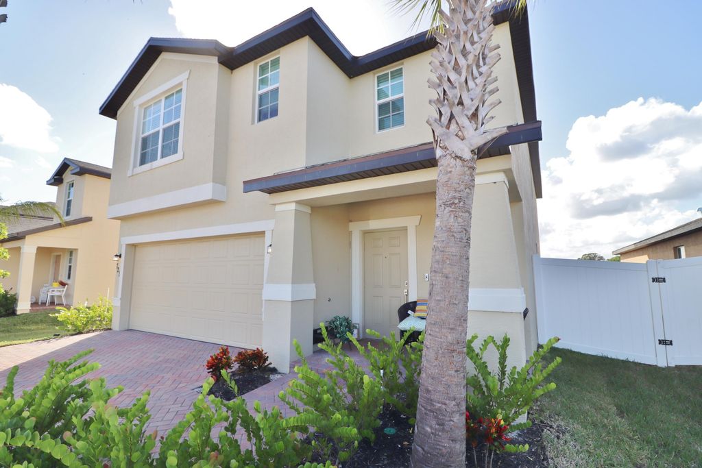 Photo of 721 Worlington Lane, Fort Pierce, FL 34947 (MLS # R11160117)