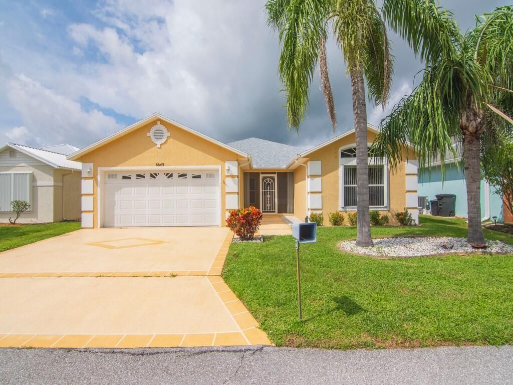 Photo of 6649 Alemendra, Fort Pierce, FL 34951 (MLS # R10927615)