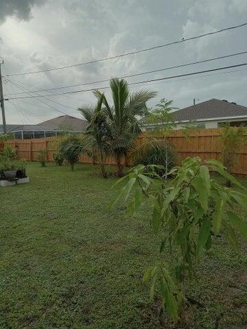 PORT ST LUCIE SECTION 15 - Residential