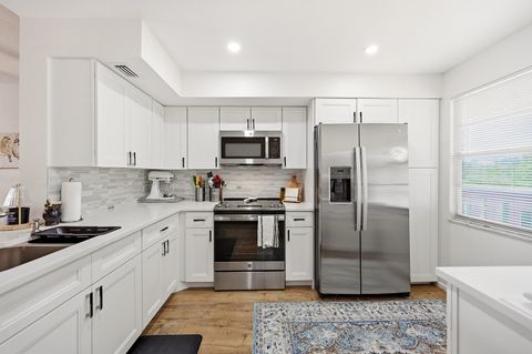 Tiny photo for 2905 Victoria Place #C4, Coconut Creek, FL 33066 (MLS # B26048183)