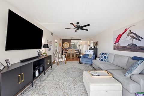 Tiny photo for 2905 Victoria Place #C4, Coconut Creek, FL 33066 (MLS # B26048183)