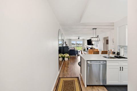 Tiny photo for 2905 Victoria Place #C4, Coconut Creek, FL 33066 (MLS # B26048183)