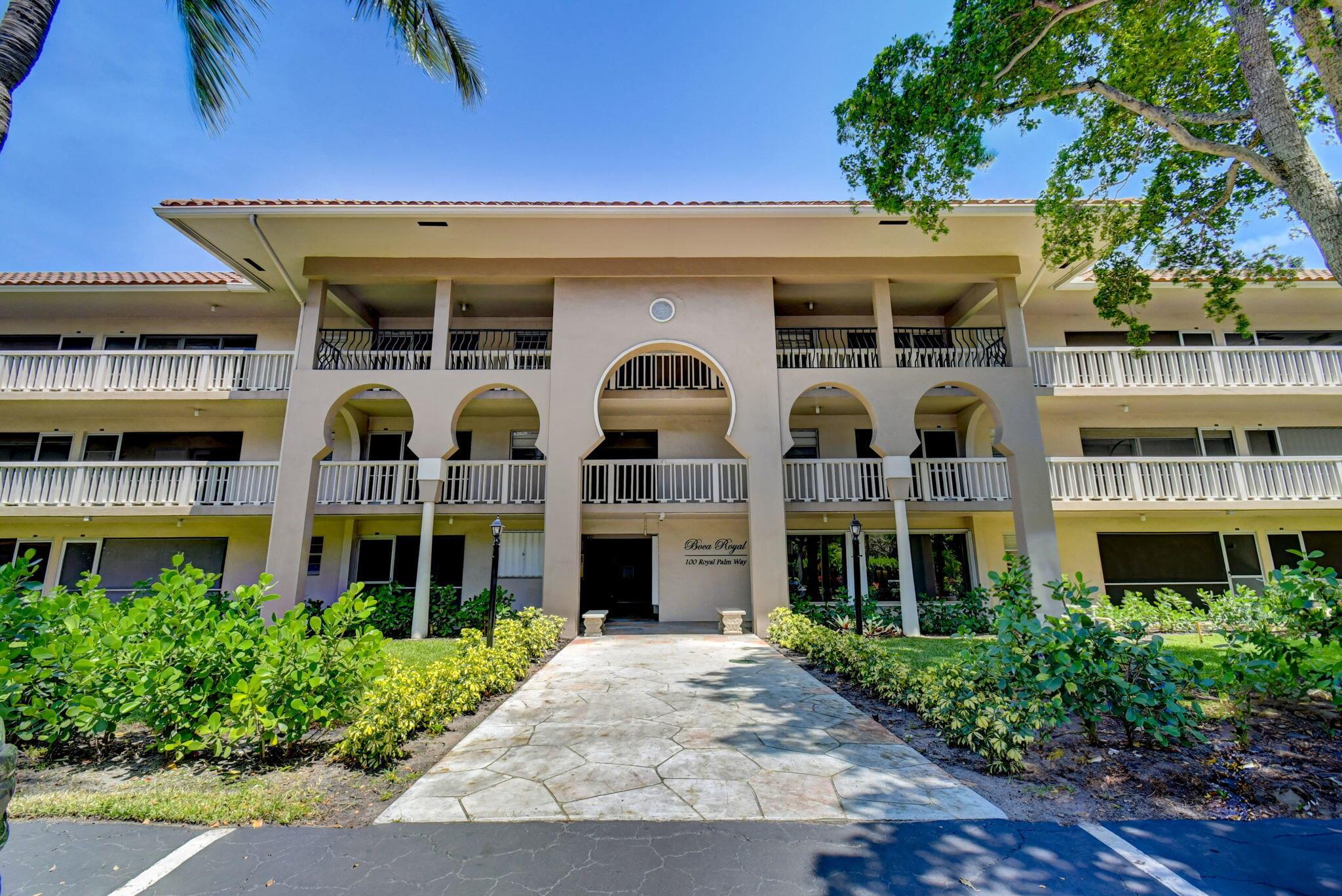 100 Royal Palm Way 306