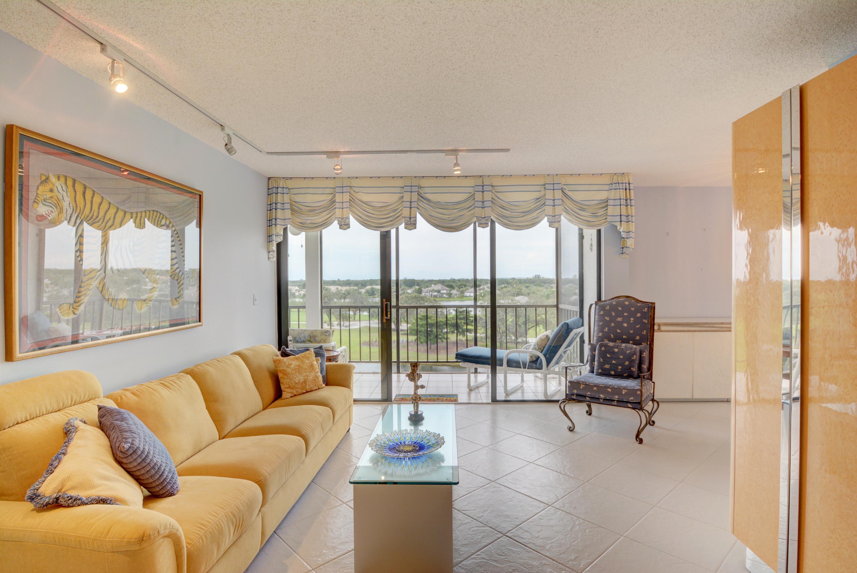 WILLOW WOOD MIDRISE CONDO - Residential