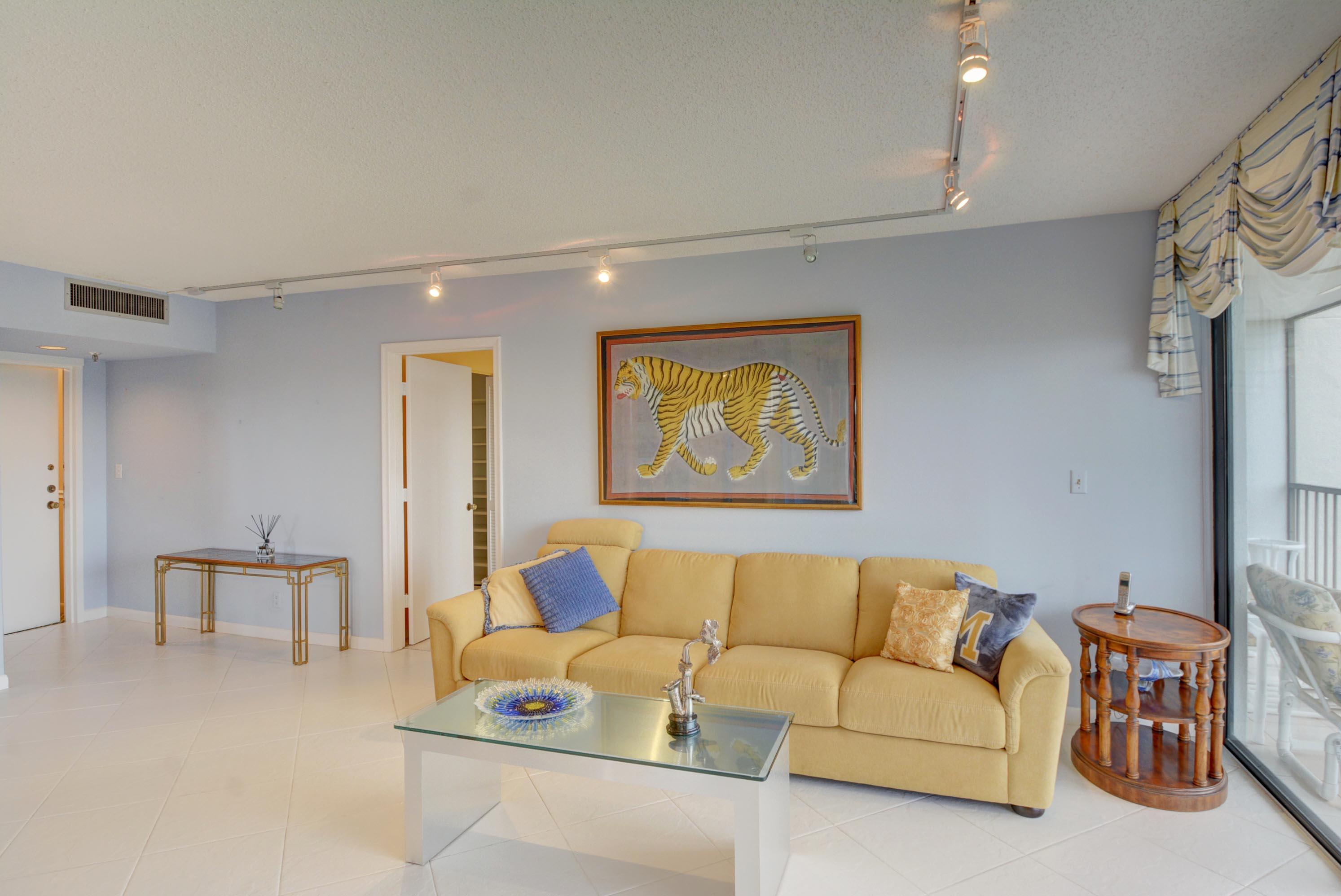 WILLOW WOOD MIDRISE CONDO - Residential