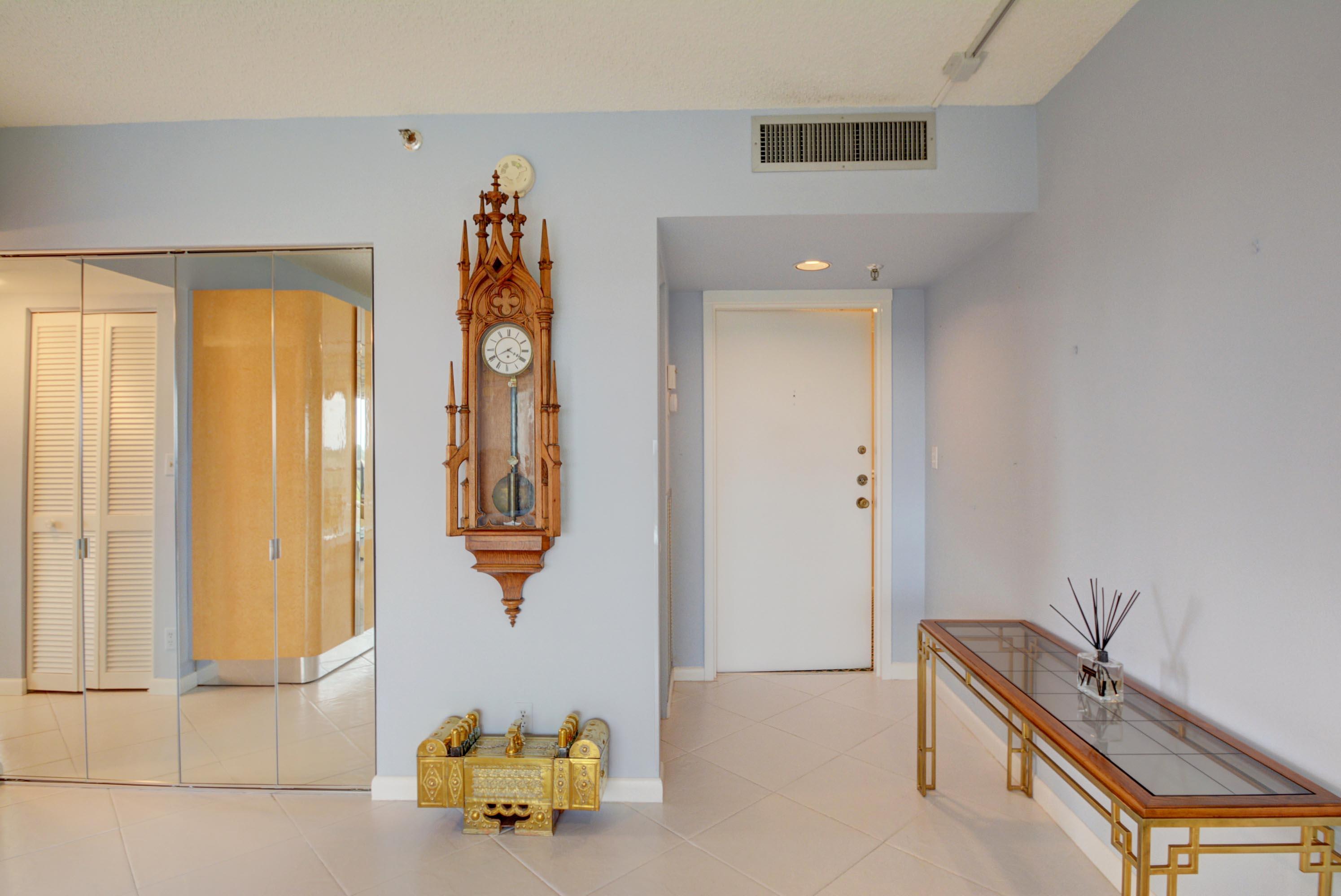 WILLOW WOOD MIDRISE CONDO - Residential