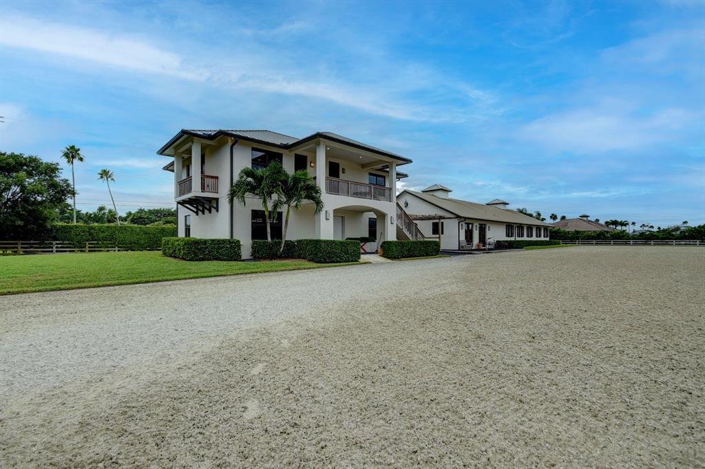 SADDLE TRAIL PARK OF WELL - Residential