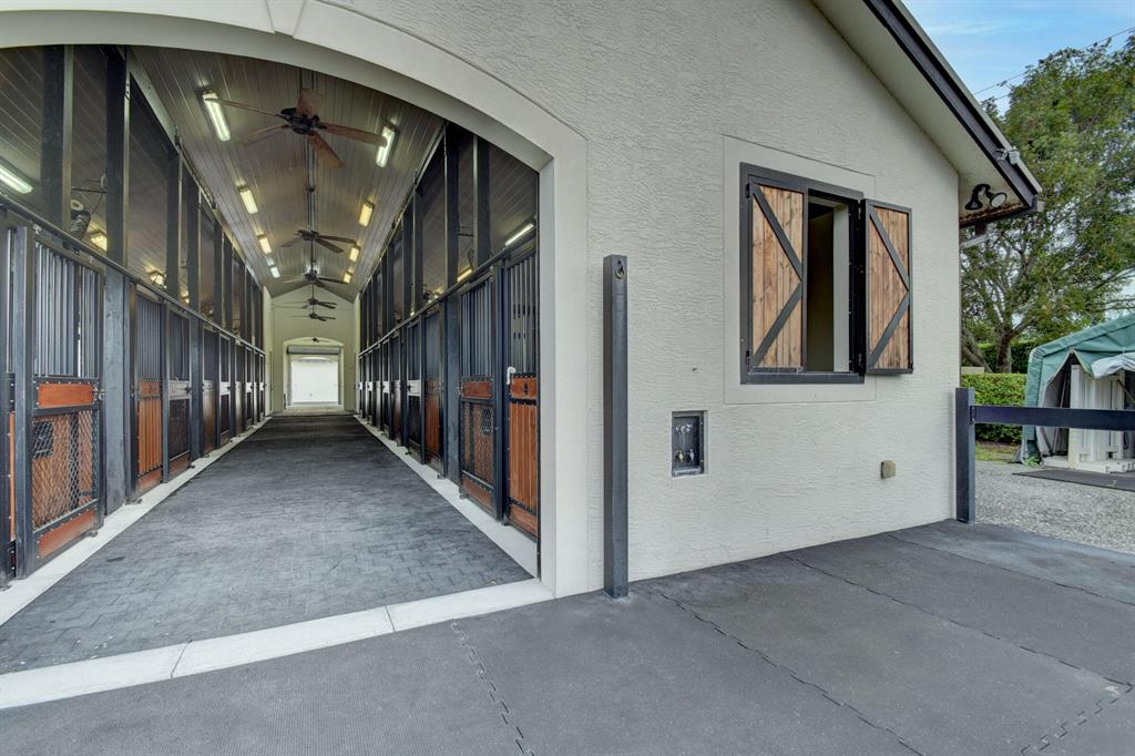 SADDLE TRAIL PARK OF WELL - Residential