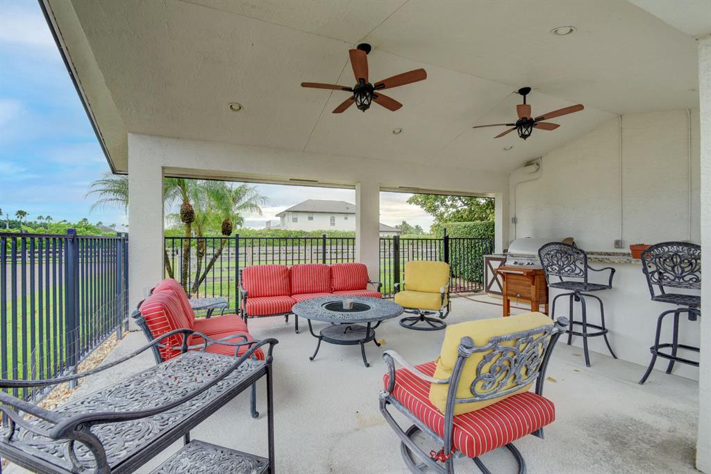 SADDLE TRAIL PARK OF WELL - Residential