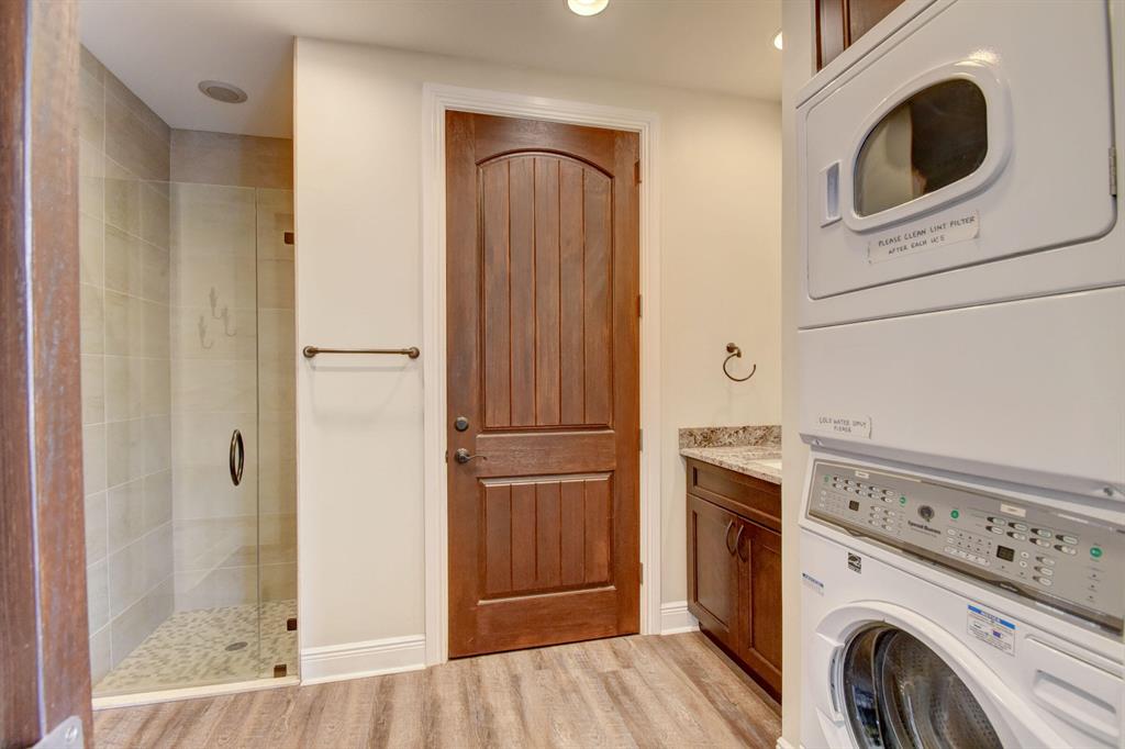 SADDLE TRAIL PARK OF WELL - Residential