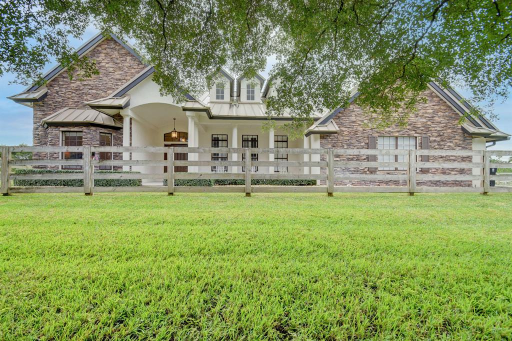 SADDLE TRAIL PARK OF WELL - Residential