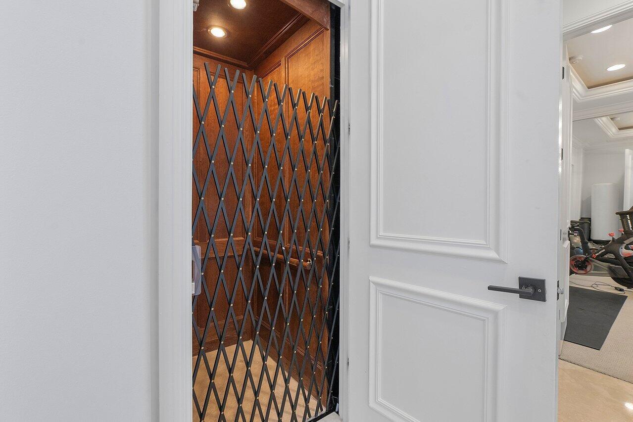 TROPIC ISLE 3RD SEC - Residential