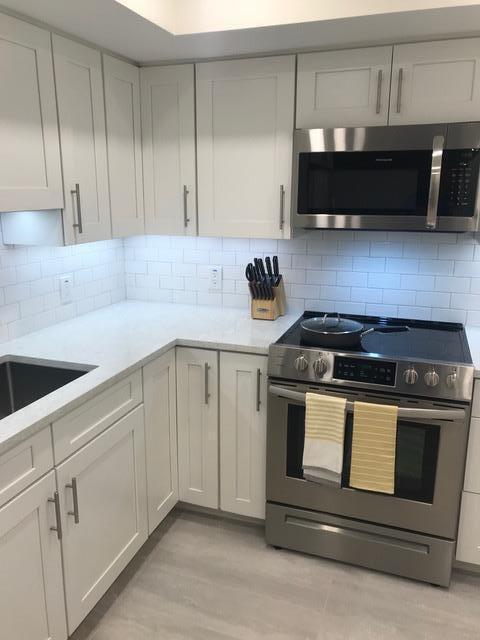 LA PALMA CONDO - Residential Lease