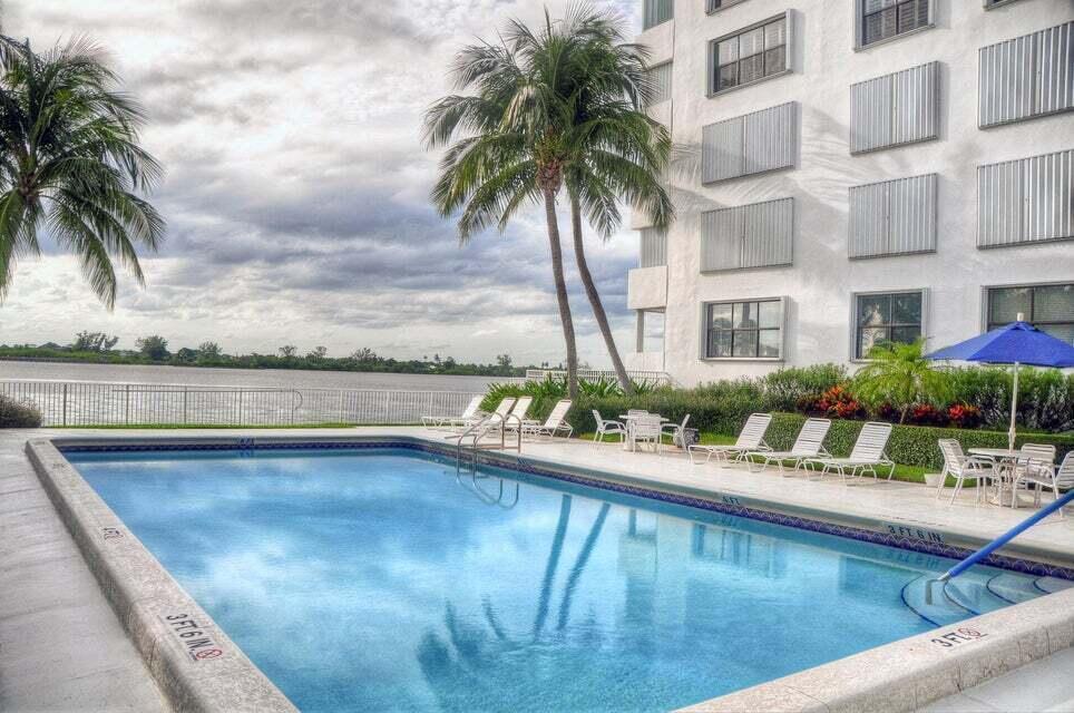 LA PALMA CONDO - Residential Lease