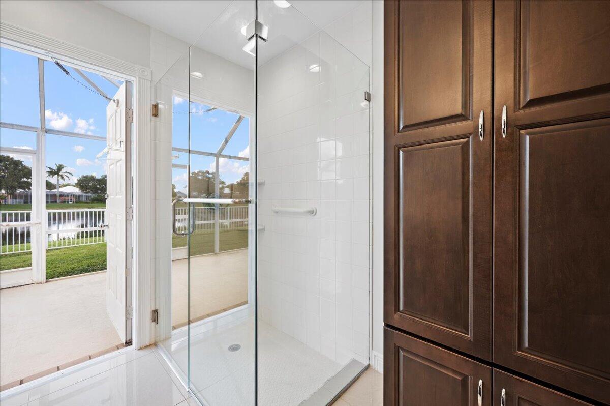 GARDEN OAKS SOUTH - Residential Lease