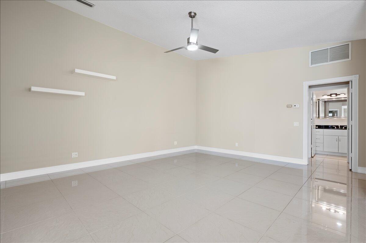 GARDEN OAKS SOUTH - Residential Lease