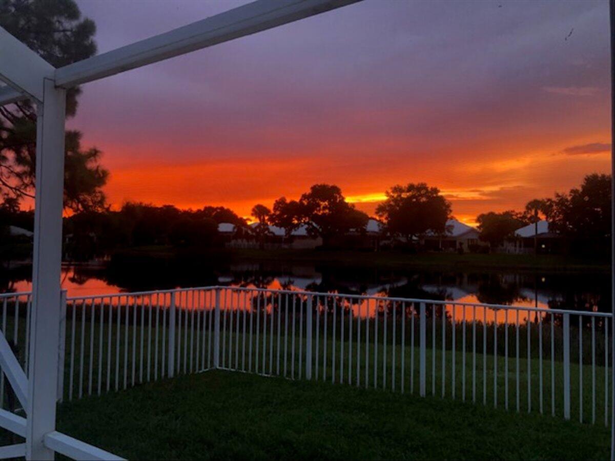 GARDEN OAKS SOUTH - Residential Lease