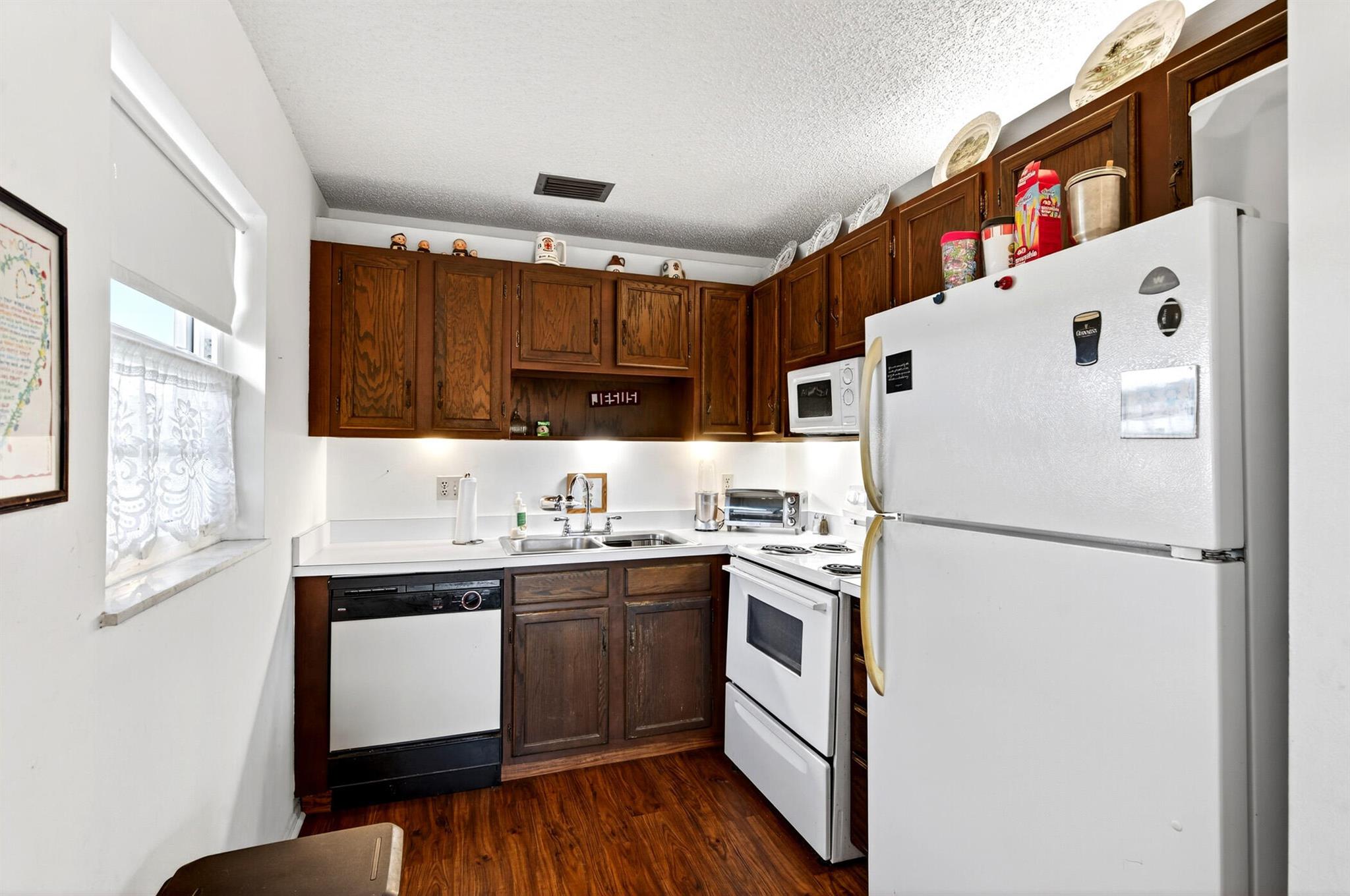 VISTA ROYALE PHASE IV BLD - Residential