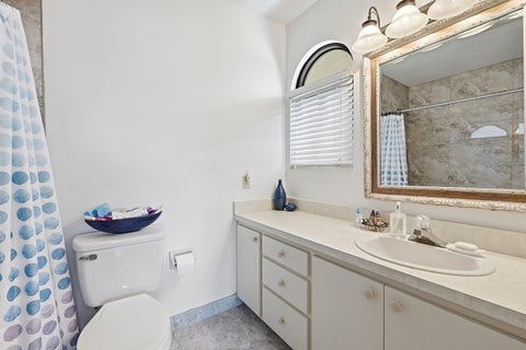 Tiny photo for 370 SE 13th Avenue, Pompano Beach, FL 33060 (MLS # B26047585)